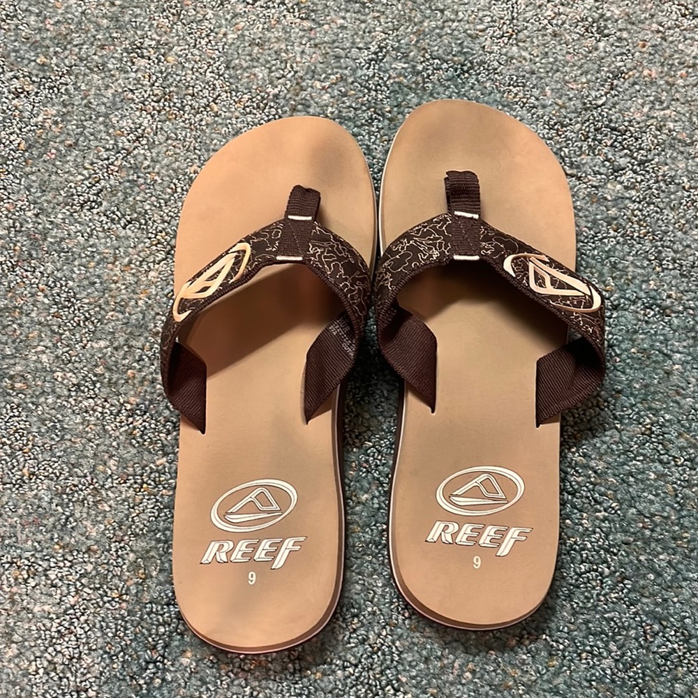 Reef flip flops
